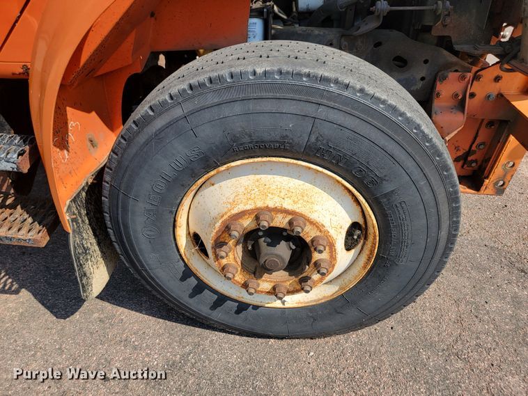 image for item LQ9279 1998 International 4700  dump truck