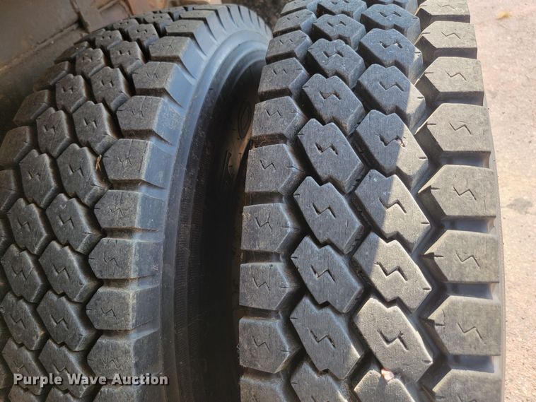 image for item LQ9279 1998 International 4700  dump truck