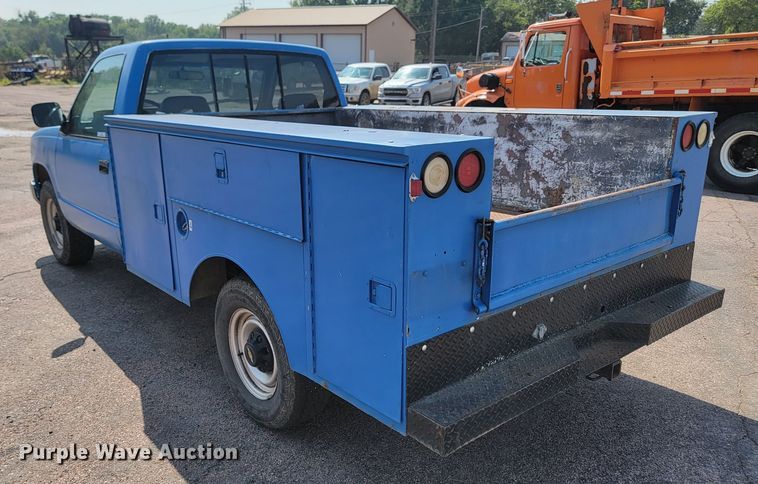 image for item LQ9280 1992 Chevrolet C2500HD  utility bed pickup truck