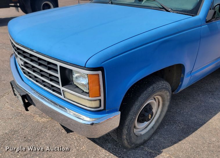 image for item LQ9280 1992 Chevrolet C2500HD  utility bed pickup truck