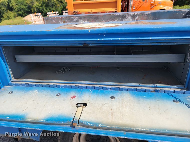 image for item LQ9280 1992 Chevrolet C2500HD  utility bed pickup truck