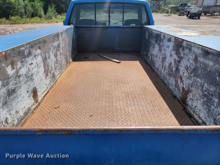 image for item LQ9280 1992 Chevrolet C2500HD  utility bed pickup truck