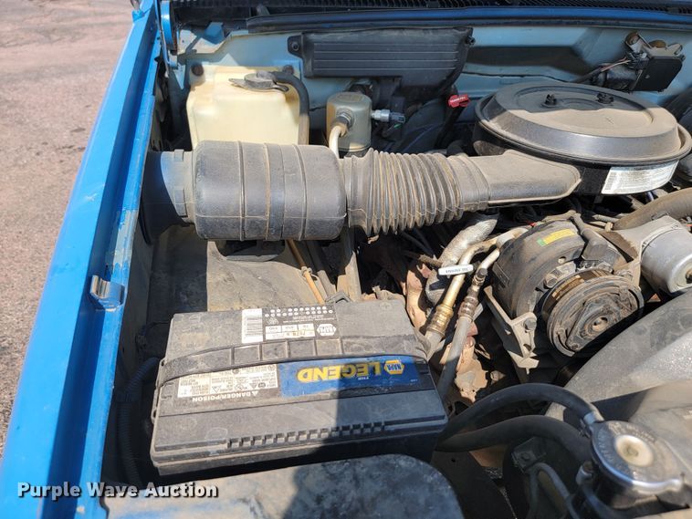 image for item LQ9280 1992 Chevrolet C2500HD  utility bed pickup truck