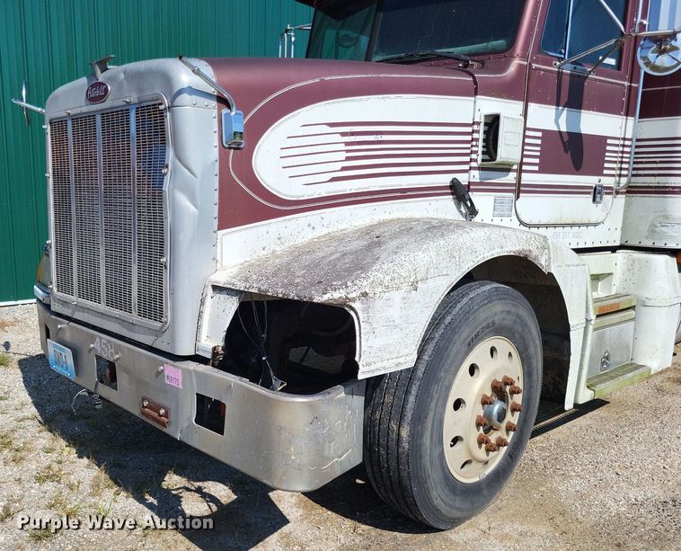 image for item LS9705 1993 Peterbilt 377  semi truck
