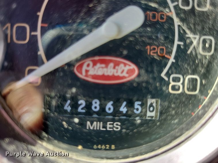 image for item LS9705 1993 Peterbilt 377  semi truck