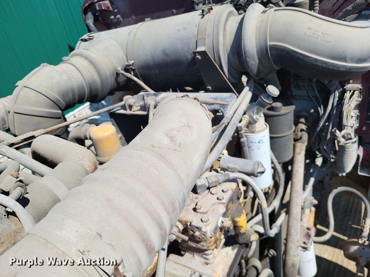 image for item LS9705 1993 Peterbilt 377  semi truck