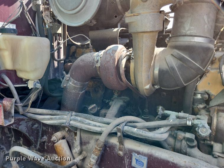 image for item LS9705 1993 Peterbilt 377  semi truck