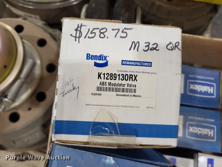 image for item LS9709 Truck parts