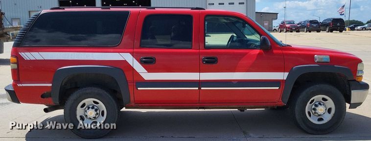 image for item LS9716 2003 Chevrolet Suburban 2500  SUV