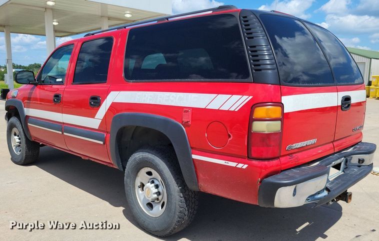 image for item LS9716 2003 Chevrolet Suburban 2500  SUV