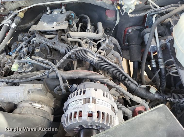 image for item LS9716 2003 Chevrolet Suburban 2500  SUV