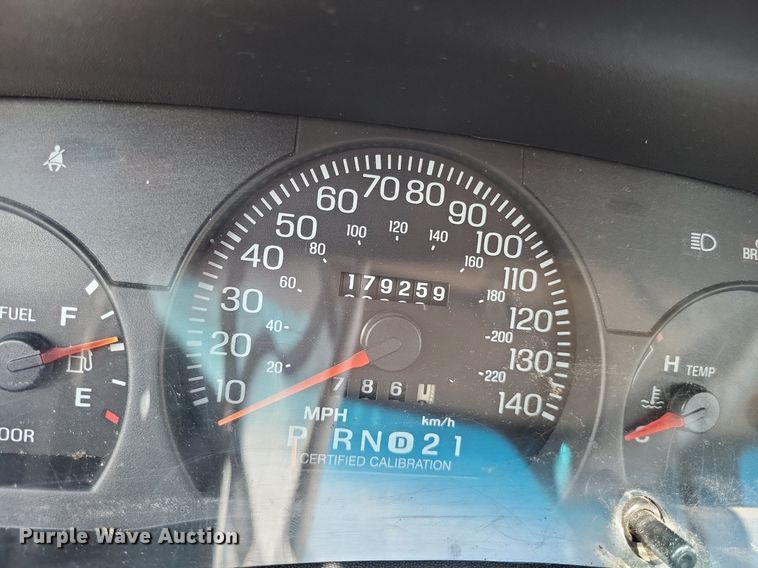 image for item LS9717 2000  Ford Crown Victoria Police Interceptor