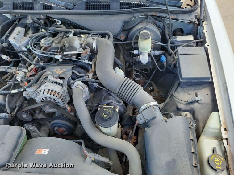 image for item LS9717 2000  Ford Crown Victoria Police Interceptor