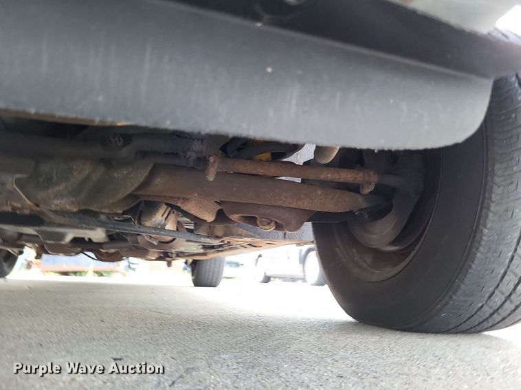 image for item LS9717 2000  Ford Crown Victoria Police Interceptor