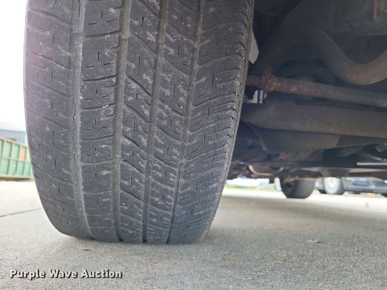 image for item LS9717 2000  Ford Crown Victoria Police Interceptor