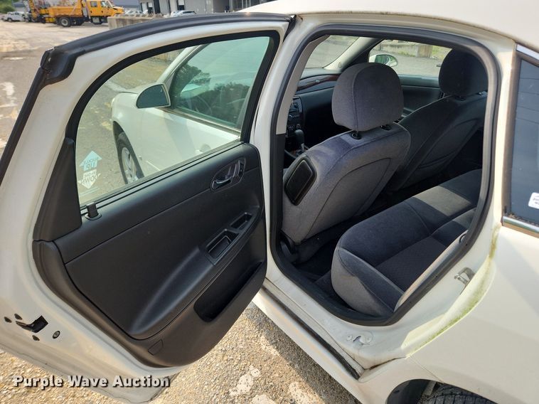 image for item LX9745 2009 Chevrolet Impala LS