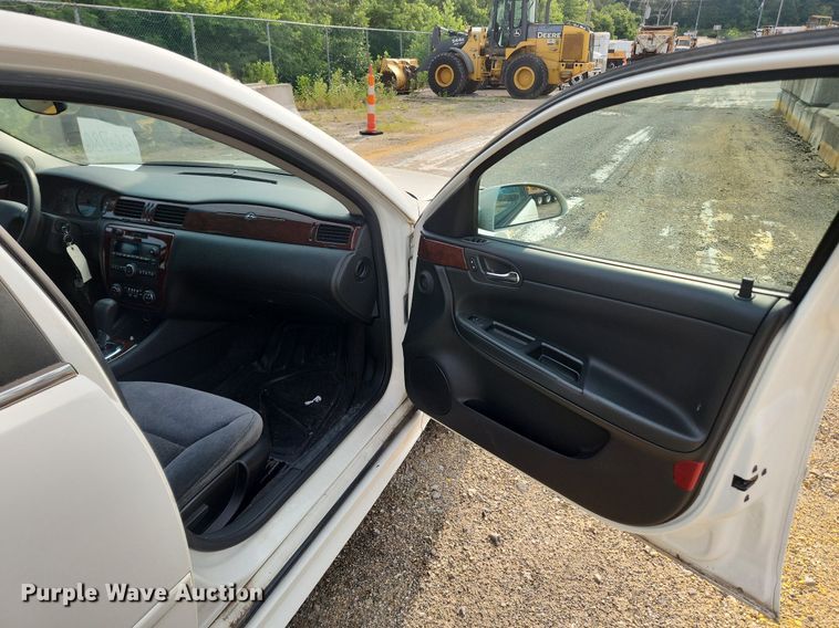 image for item LX9745 2009 Chevrolet Impala LS