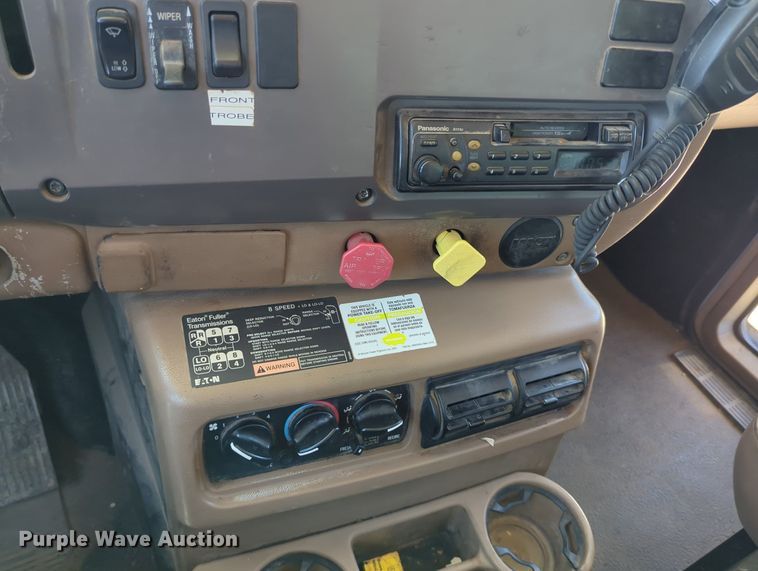 image for item LY9307 2004 Mack CV713 Granite  dump truck