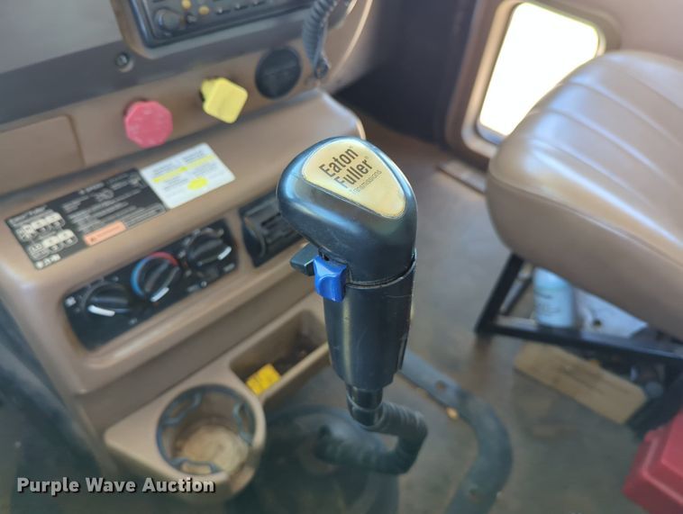 image for item LY9307 2004 Mack CV713 Granite  dump truck