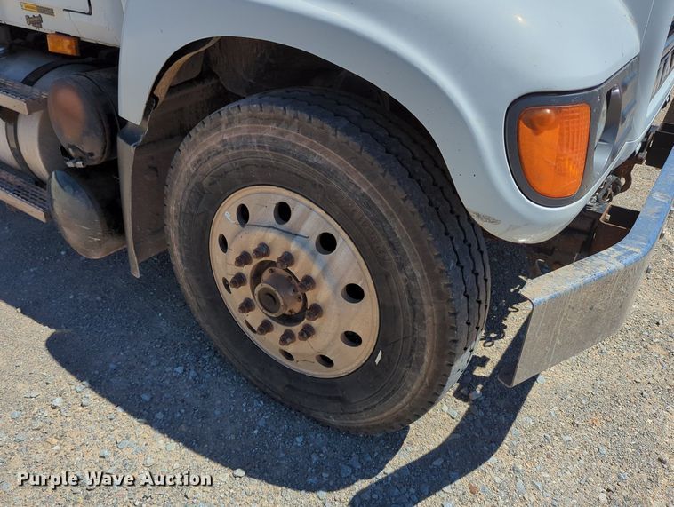 image for item LY9307 2004 Mack CV713 Granite  dump truck