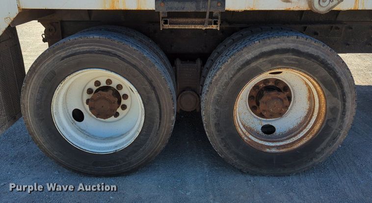 image for item LY9307 2004 Mack CV713 Granite  dump truck