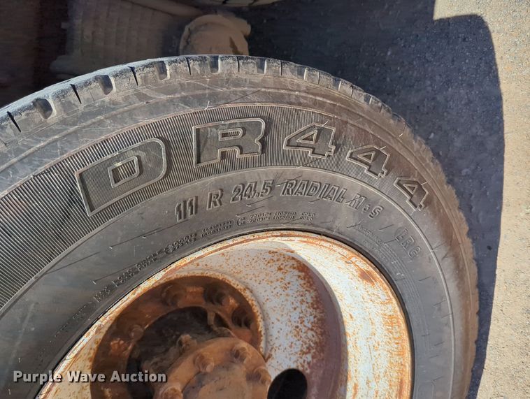 image for item LY9307 2004 Mack CV713 Granite  dump truck