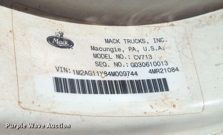 image for item LY9307 2004 Mack CV713 Granite  dump truck