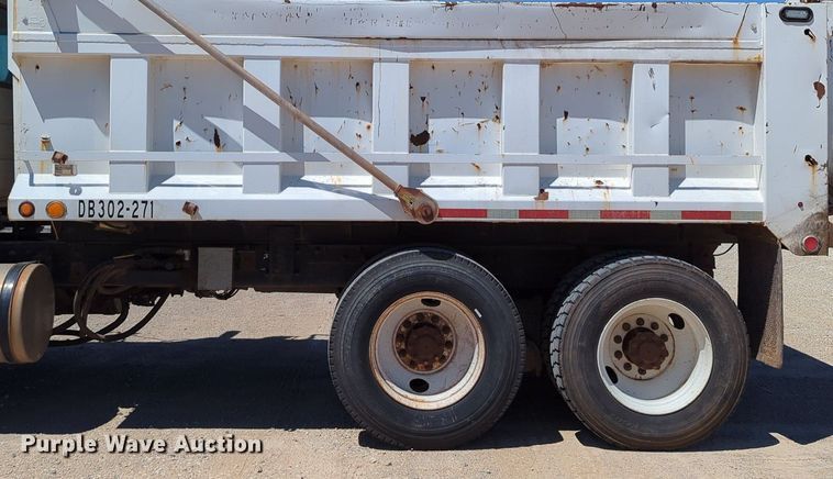 image for item LY9308 2004 Mack CV713 Granite  dump truck