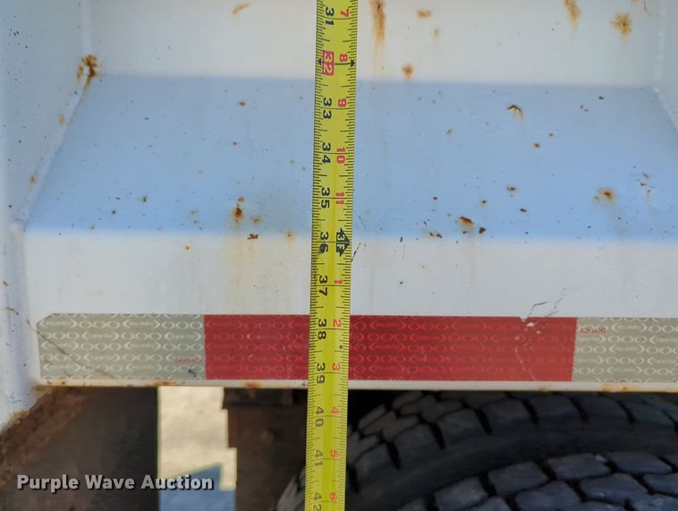 image for item LY9308 2004 Mack CV713 Granite  dump truck