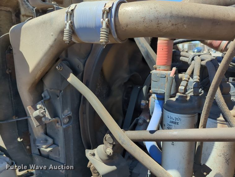 image for item LY9308 2004 Mack CV713 Granite  dump truck