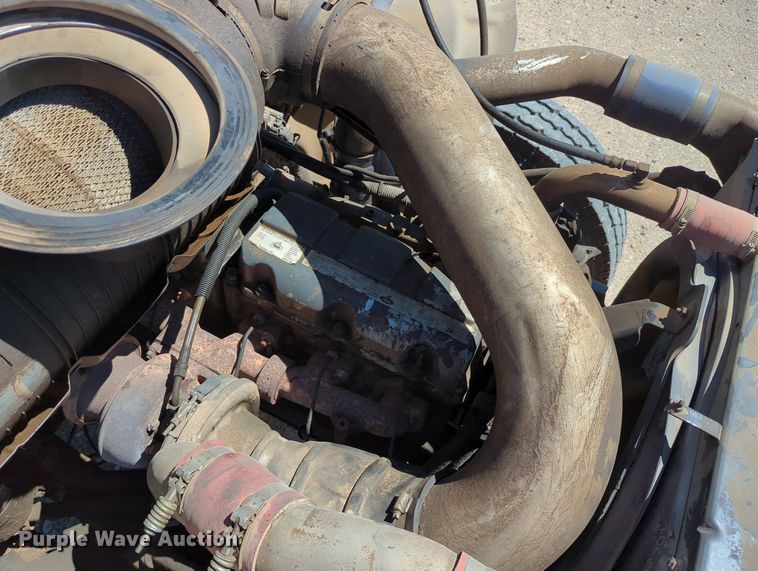 image for item LY9308 2004 Mack CV713 Granite  dump truck