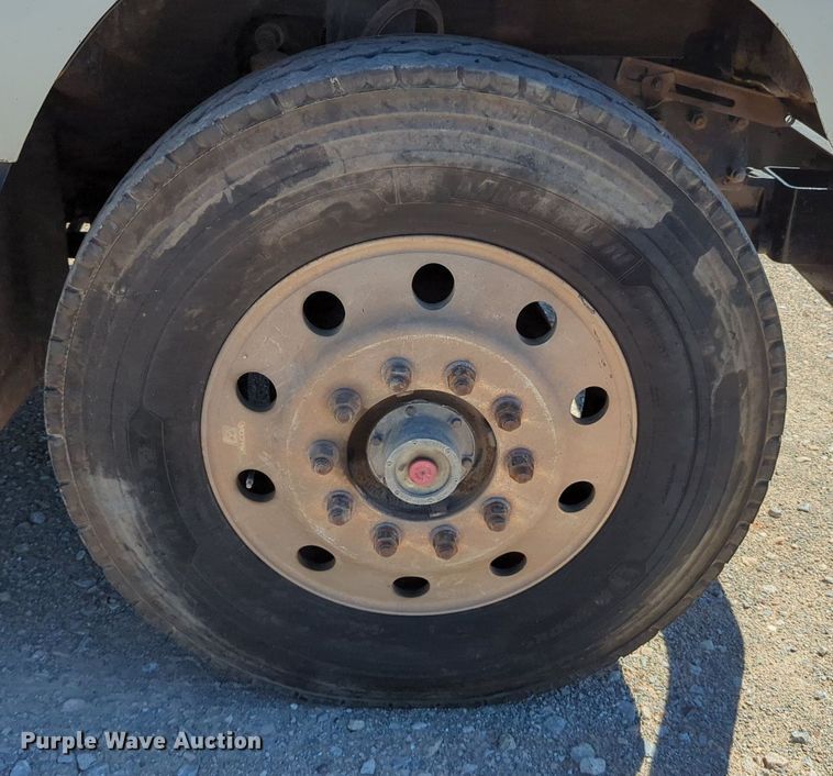 image for item LY9308 2004 Mack CV713 Granite  dump truck