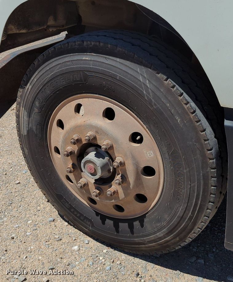 image for item LY9308 2004 Mack CV713 Granite  dump truck