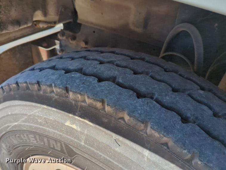 image for item LY9308 2004 Mack CV713 Granite  dump truck