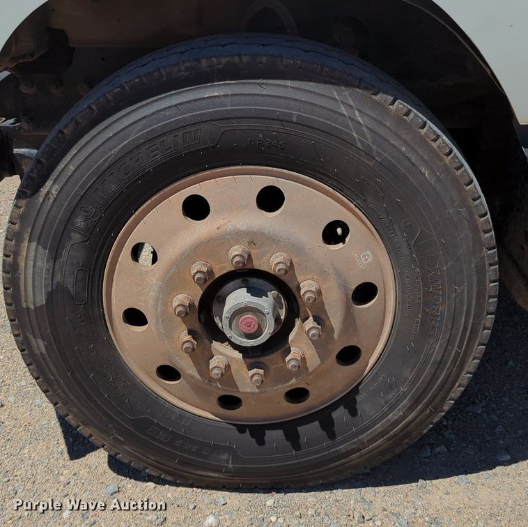 image for item LY9308 2004 Mack CV713 Granite  dump truck