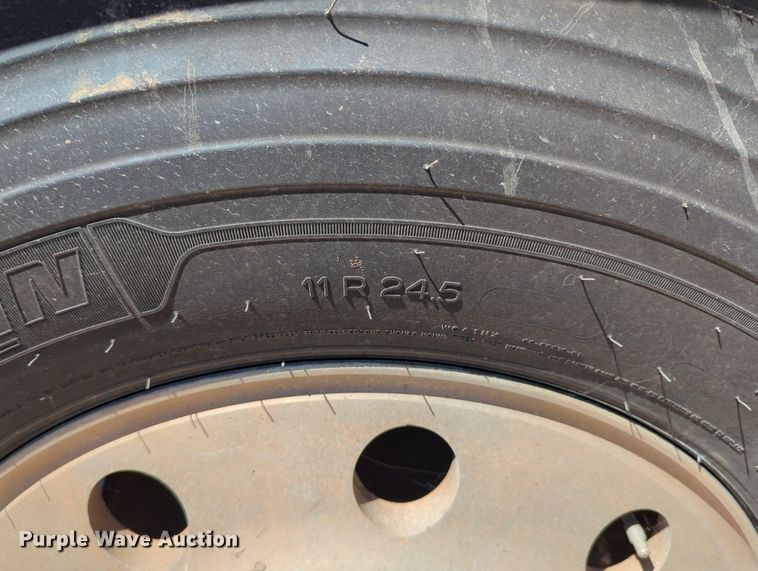 image for item LY9308 2004 Mack CV713 Granite  dump truck