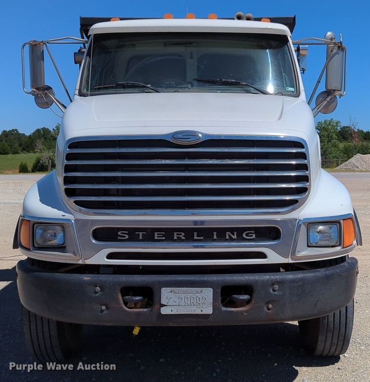image for item LY9309 2007 Sterling LT8500  dump truck