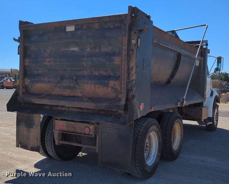 image for item LY9309 2007 Sterling LT8500  dump truck