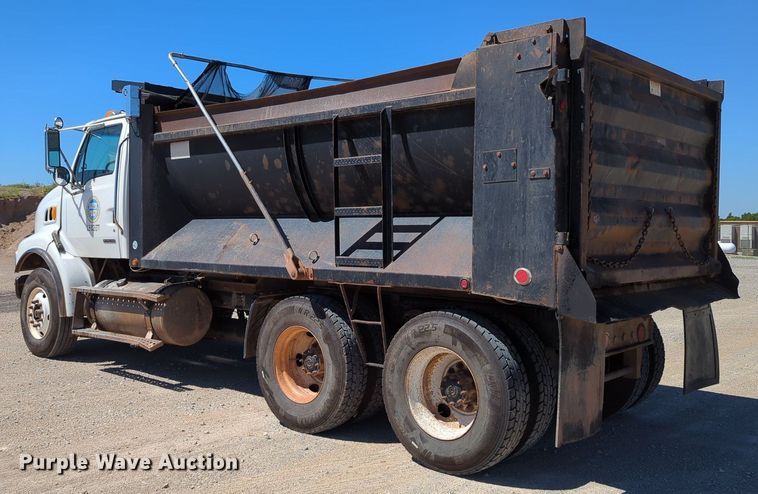 image for item LY9309 2007 Sterling LT8500  dump truck