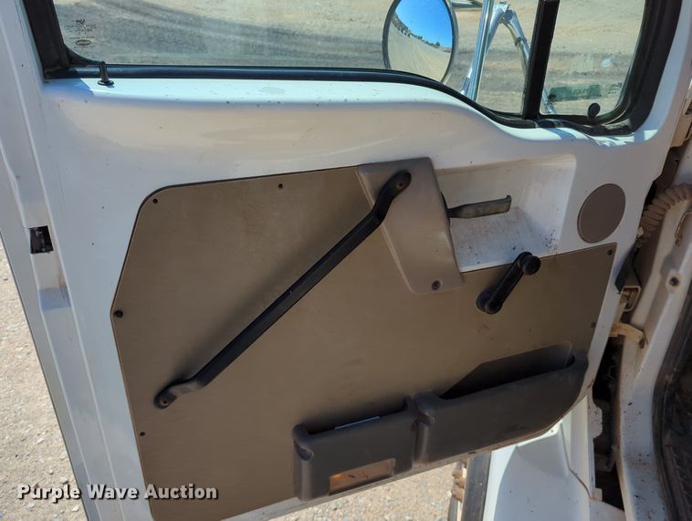 image for item LY9309 2007 Sterling LT8500  dump truck