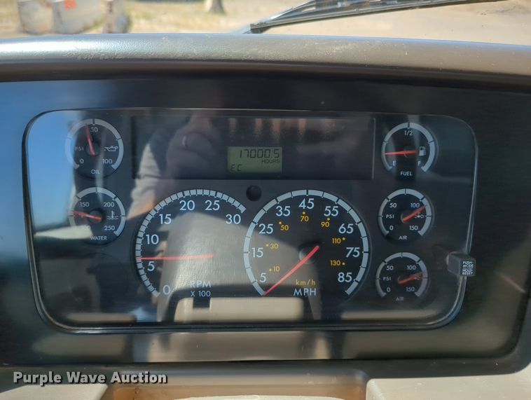 image for item LY9309 2007 Sterling LT8500  dump truck