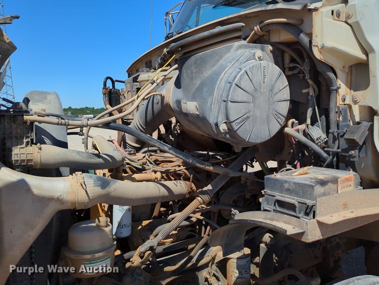 image for item LY9309 2007 Sterling LT8500  dump truck