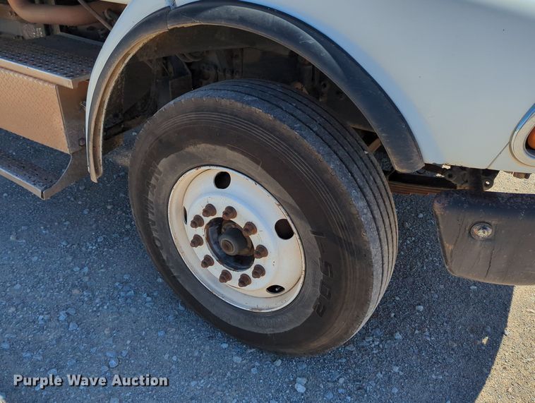 image for item LY9309 2007 Sterling LT8500  dump truck