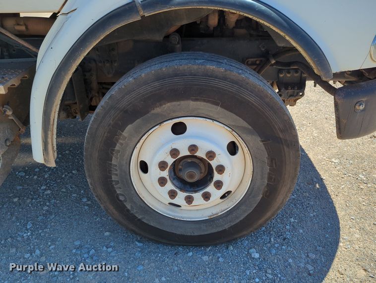 image for item LY9309 2007 Sterling LT8500  dump truck