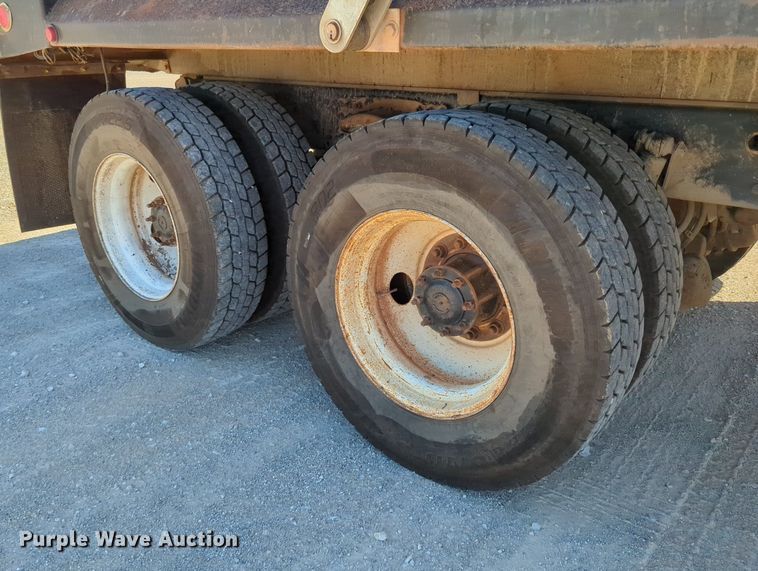 image for item LY9309 2007 Sterling LT8500  dump truck