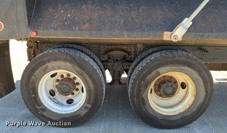 image for item LY9309 2007 Sterling LT8500  dump truck