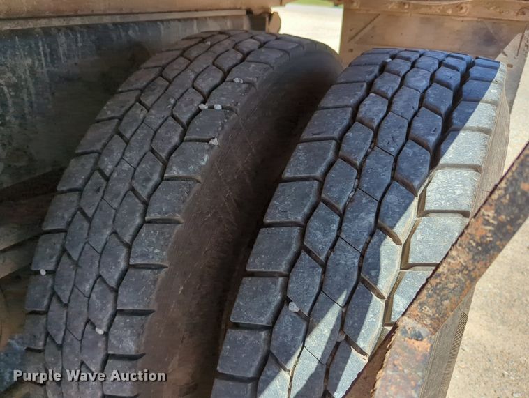 image for item LY9309 2007 Sterling LT8500  dump truck