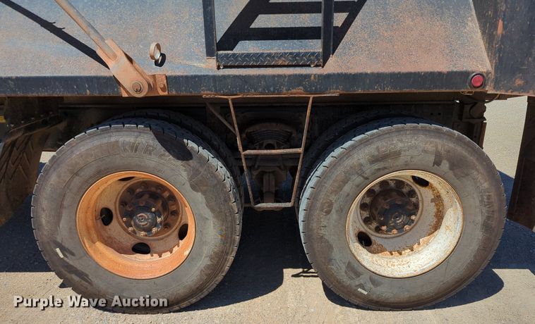 image for item LY9309 2007 Sterling LT8500  dump truck