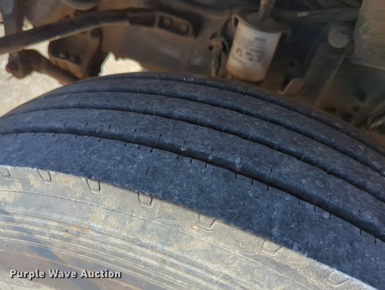 image for item LY9309 2007 Sterling LT8500  dump truck