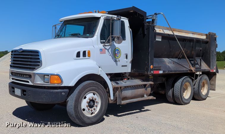 image for item LY9310 2007 Sterling LT8500  dump truck